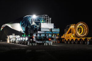TII Scheuerle BladeLifter transportieren 60 Rotorblätter für den Windpark Bad Berleburg