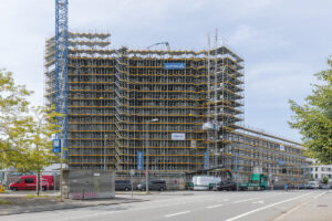 PERI UP Fassadengerüst für Wohn-Hochhaus Meiller Gärten in München