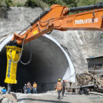 Hydraulikhammer HB 3600 DP von Epiroc beim Tunnelvortrieb im Shimla-Bypass-Projekt