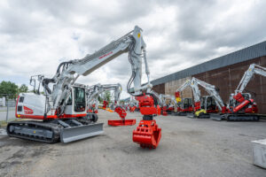 Huppenkothen feiert 70 Jahre Unternehmensgeschichte und präsentiert mit dem Takeuchi TB3150 eine neue Baggergeneration