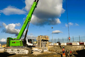 Sennebogen 6113 E im Einsatz beim Großprojekt Haliotis 2