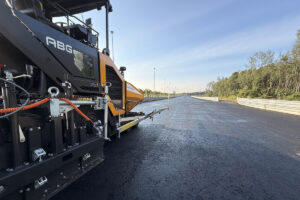 Der Ammann ABG 6870 Radfertiger überzeugte beim Asphalteinbau des Jeffrey Cheah Circuit in Malaysia