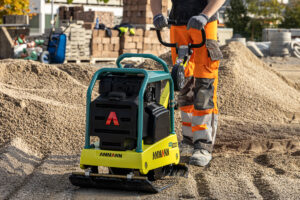 Ammann zeigt auf der GaLaBau 2026 kompakte Verdichtungstechnik