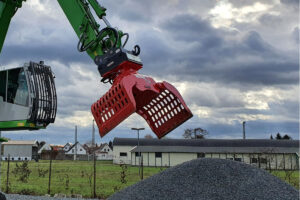 Rotar Sortiergreifer vermeiden Stillstand und sorgen für regelmäßigen Durchsatz in Recycling-Unternehmen