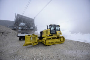Cat D4M und CP14 aus dem Mietpark von Zeppelin Rental arbeiten auf der Zugspitze