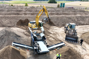 Anlagenbau Günther präsentiert mit dem Splitter XS3 eine 3-Fraktionen-Siebmaschine