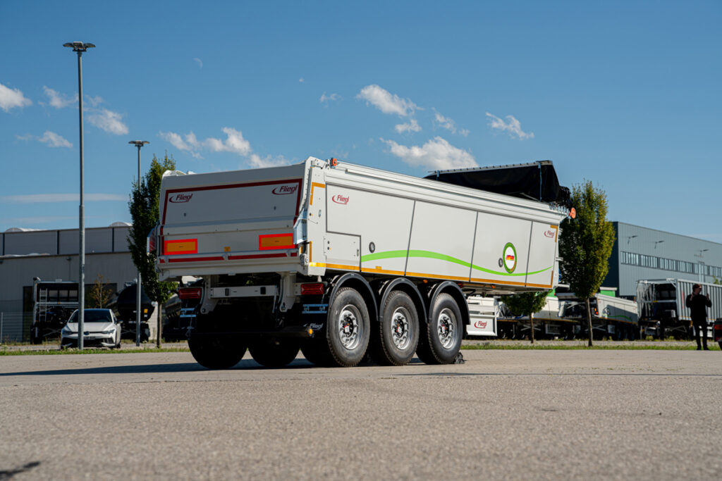 Fliegl Asphalt Profi-Thermo ASS 372 Mega