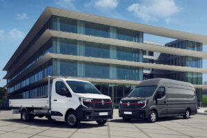 Der Renault Trucks Master Red Edition mit Heckantrieb und als Offroad