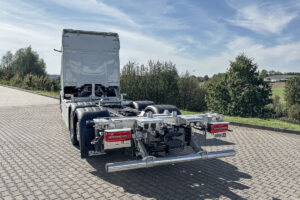 Der DAF XG 350 Electric FAN 6x2 für BDF-Systemverkehr